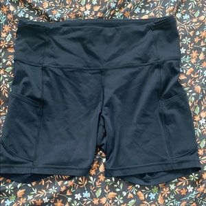 Lululemon wunder train hr short 6”